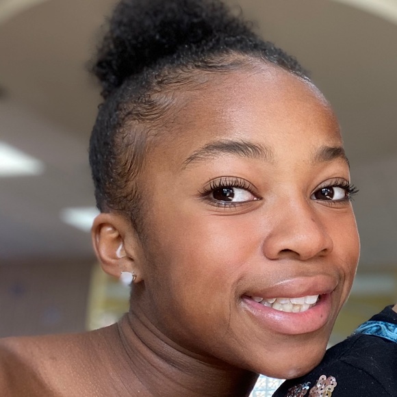 Meet your Posher, Jenesis - Picture 1 of 1